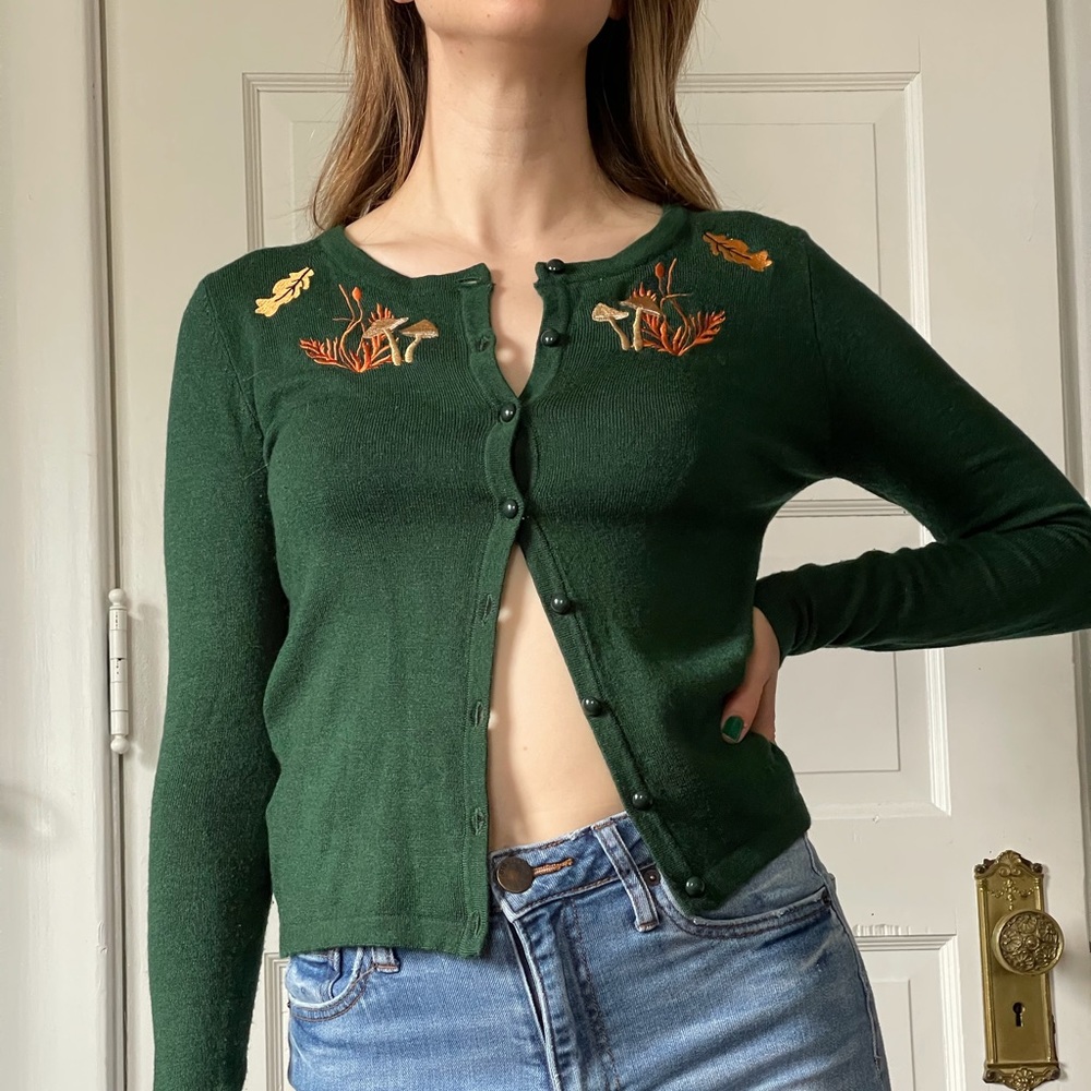 Mod Cloth cardigan with embroidery detail